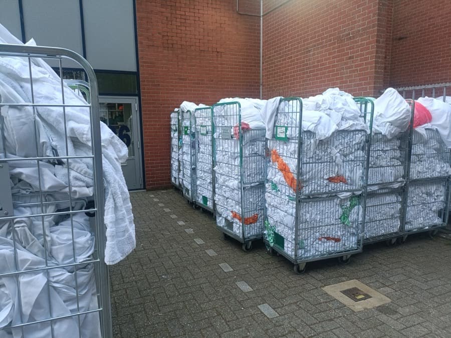 Verpakte was klaar voor bezorging bij zakelijke klanten